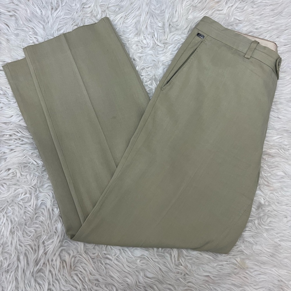 Tommy Bahama Light‎ Khaki Chinos Silk and Cotton Blend Size 38/32